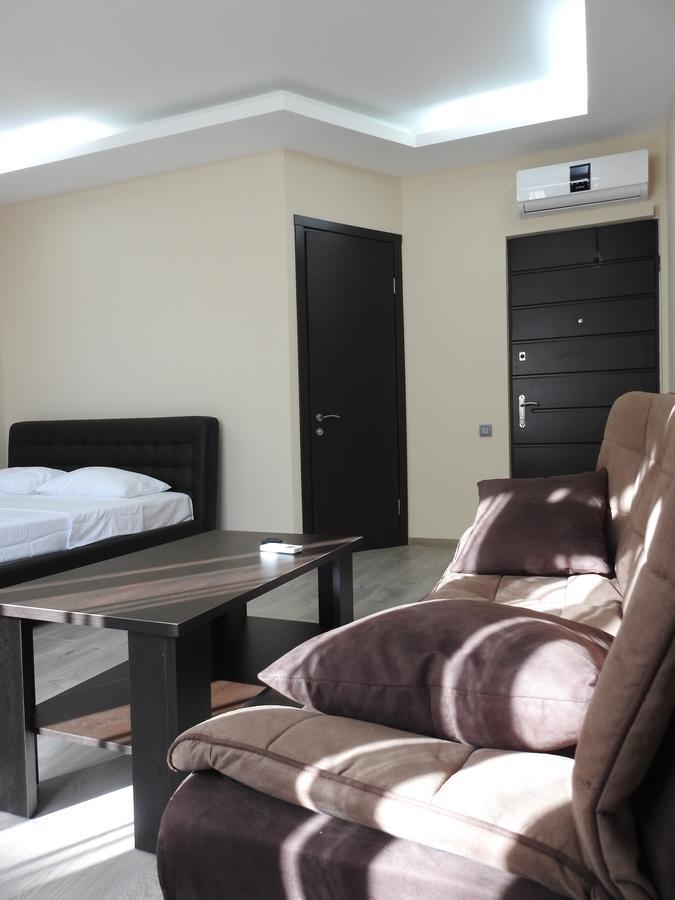 Iko'S Family Apartments Batoumi Extérieur photo